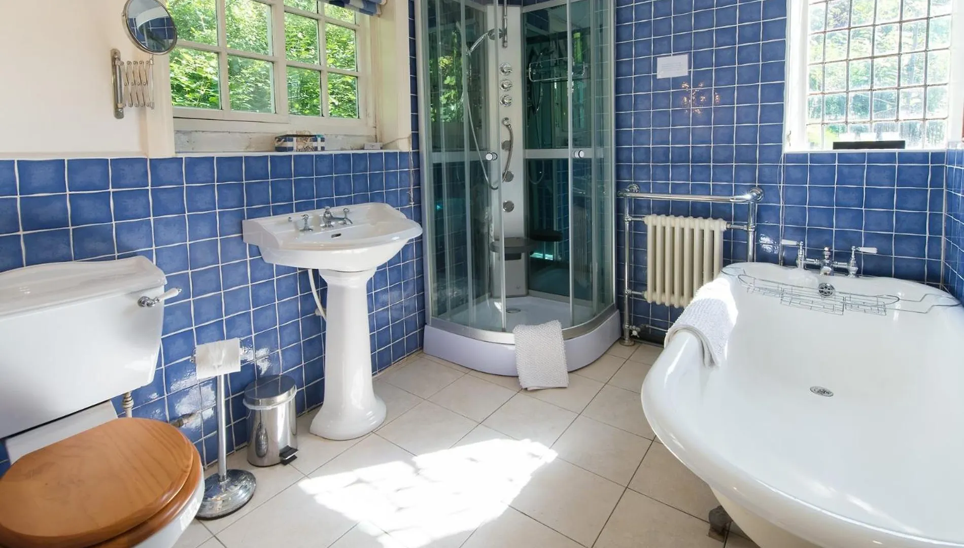 4 Bed Property In Knaresborough Hh090